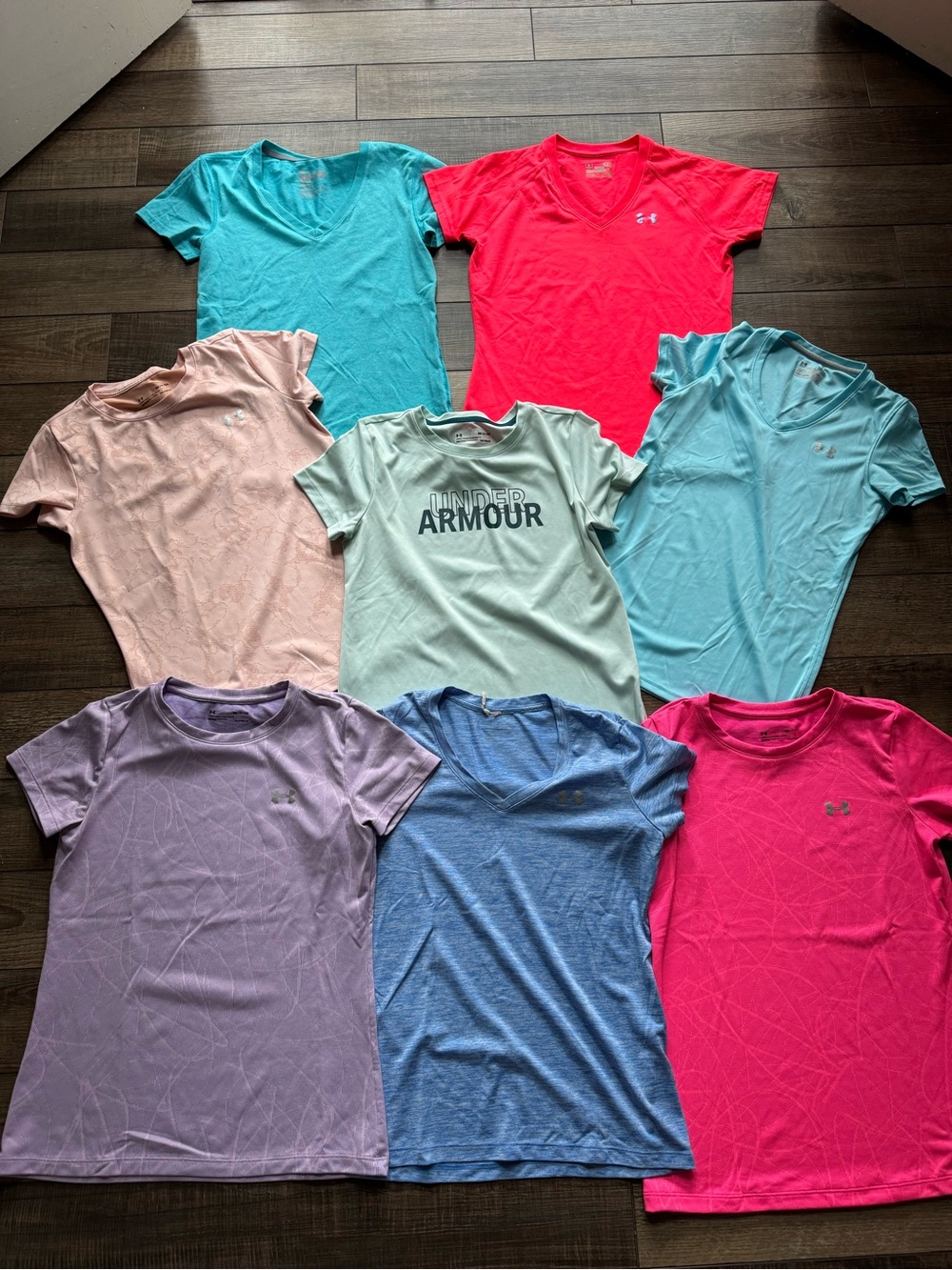 Under Armour and Nike short sleeve shirts women’s small lot of 8